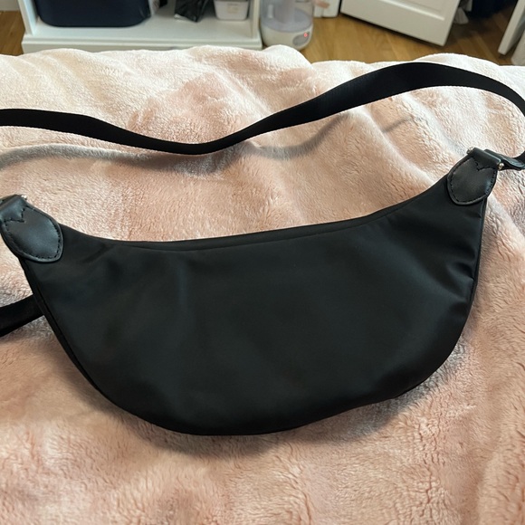 Kate Spade Black Belt Bag/Fanny Pack - Picture 2 of 6